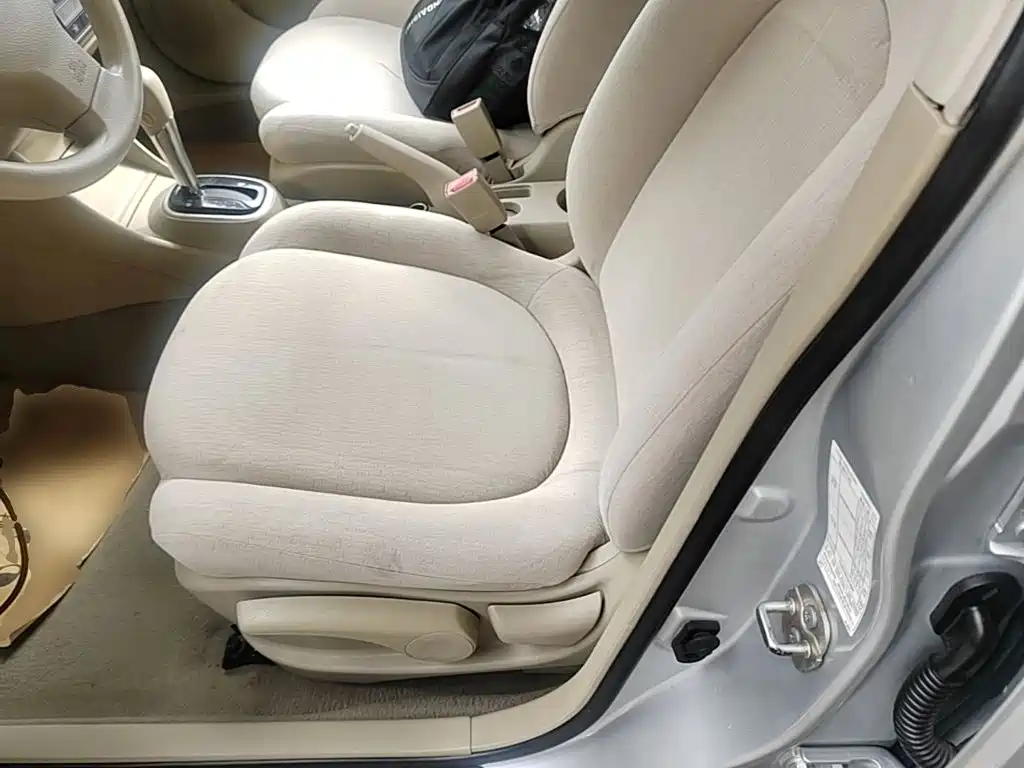 Nissan Sylphy 2018 — фото 15