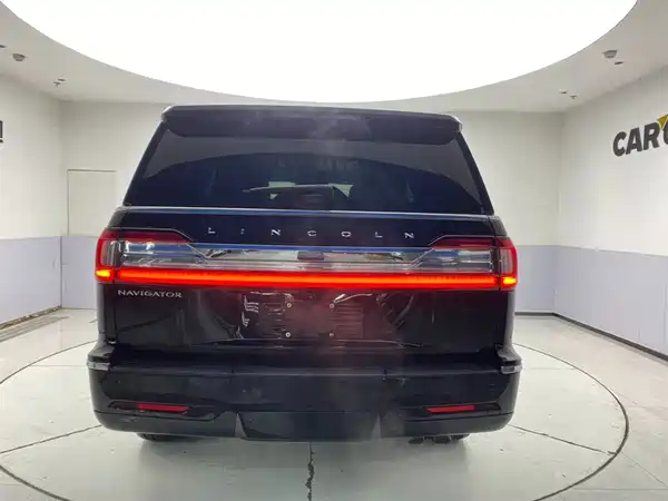 Lincoln Navigator 2020