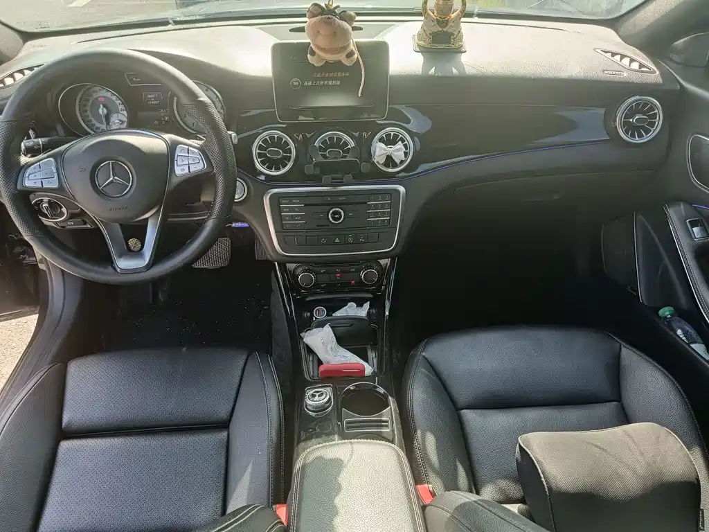 Mercedes-Benz CLA 2015
