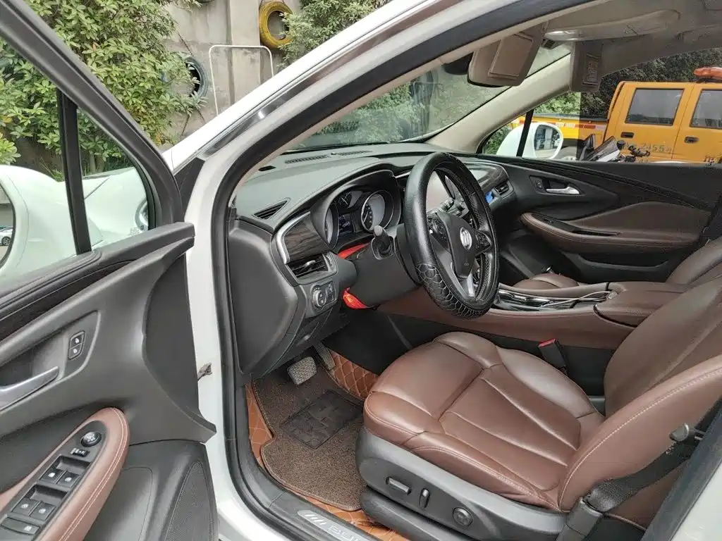 Buick Envision Plus 2018 — фото 14