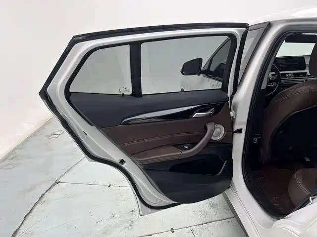 BMW X2 2021 — фото 21
