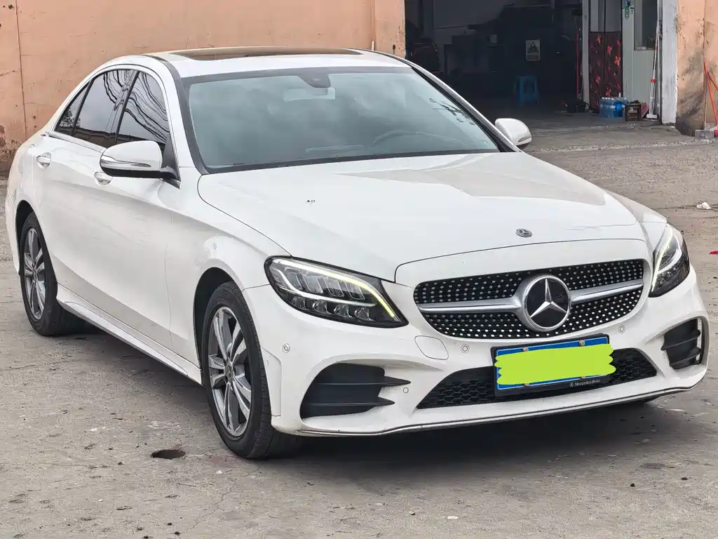 Mercedes-Benz C-Class 2019 — фото 3