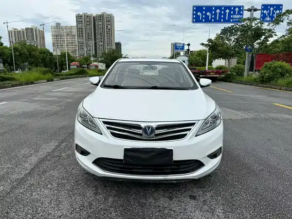 Changan Eado 2015