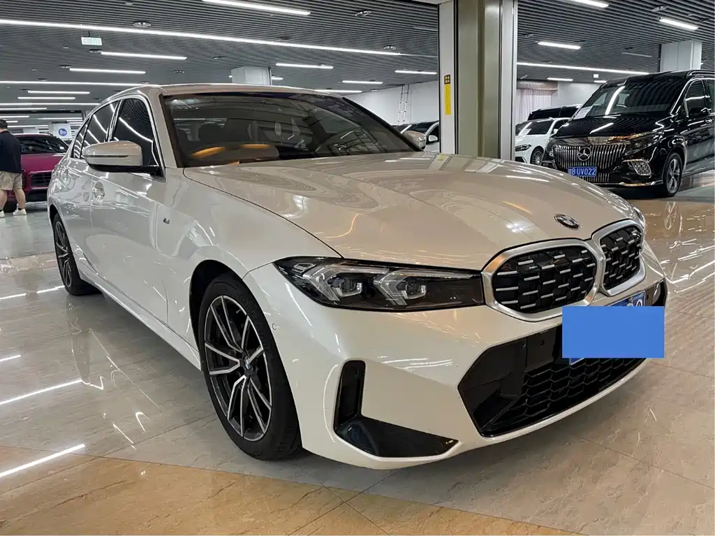 BMW 3 Series 2023