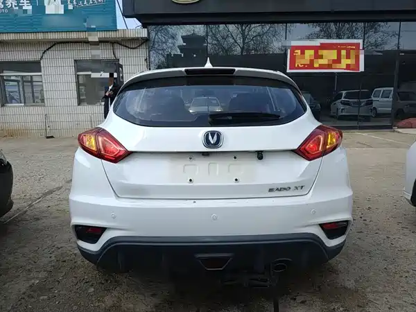 Changan Eado XT 2015
