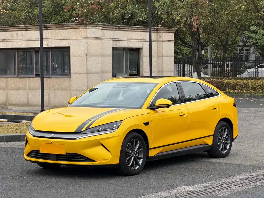 BYD Qin L 2025 — фото 1