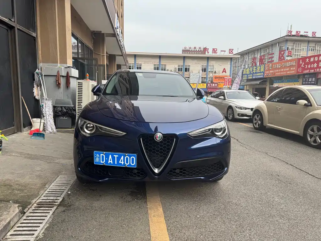 Alfa Romeo Stelvio 2019