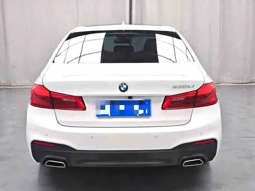 BMW 5 Series 2019 — фото 5