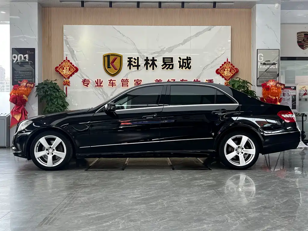 Mercedes-Benz E-Class 2013