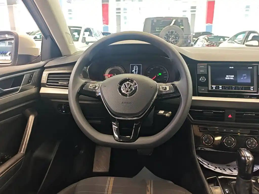 Volkswagen Lavida 2019 — фото 11