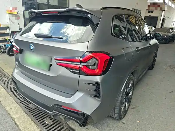 BMW iX3 2022