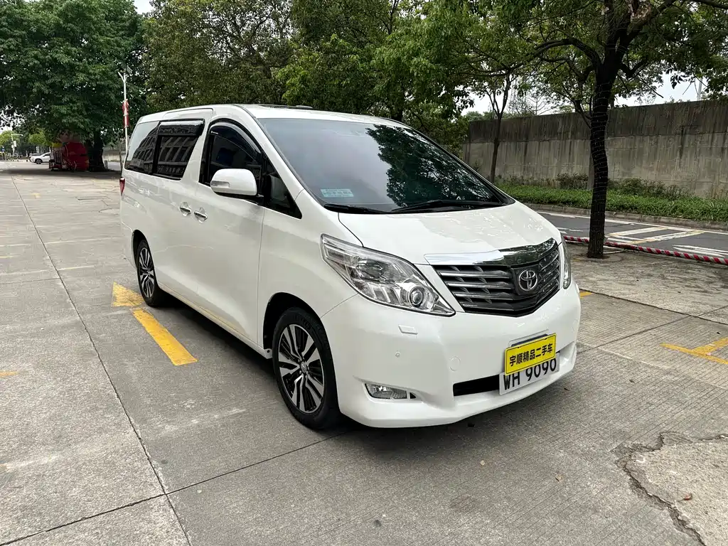 Toyota Alphard 2011 — фото 3