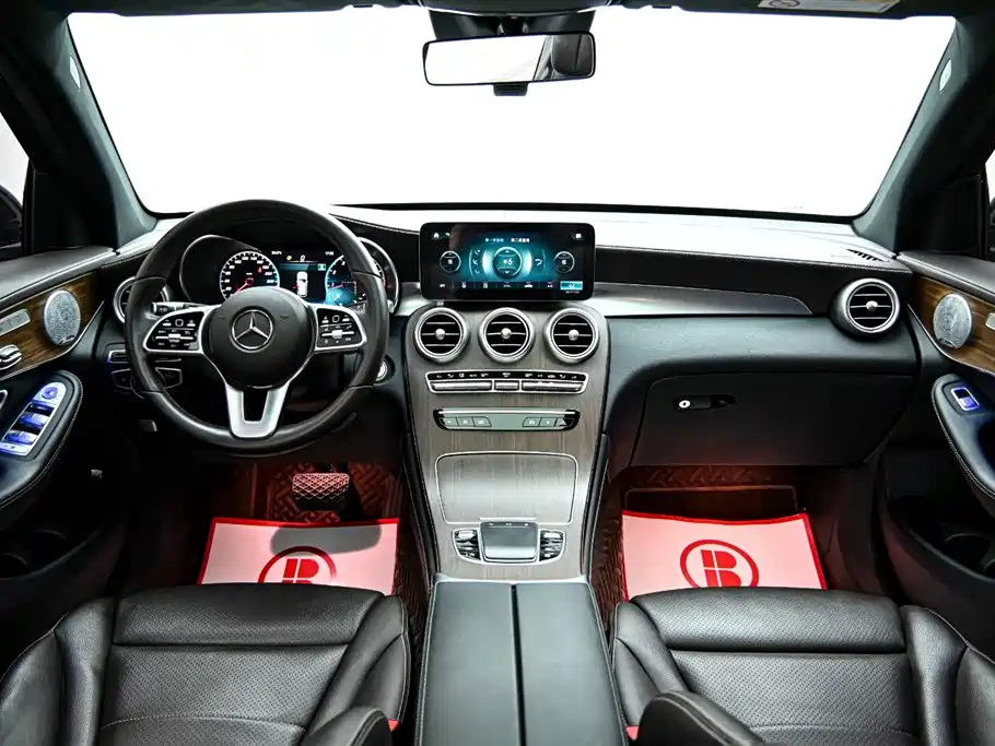Mercedes-Benz GLC 2021 — фото 14