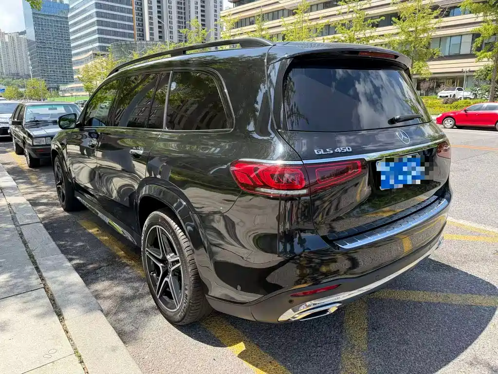 Mercedes-Benz GLS 2023 — фото 4
