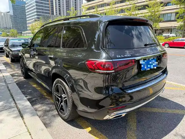 Mercedes-Benz GLS 2023