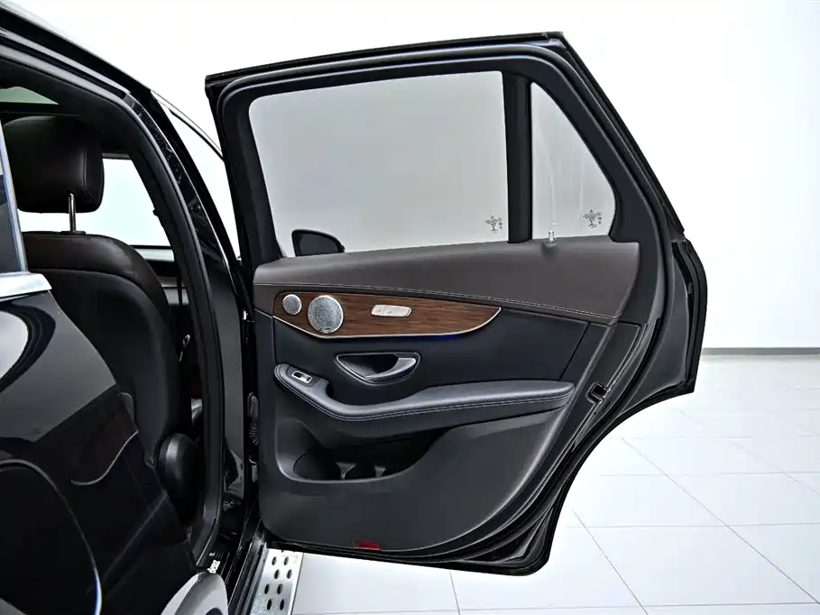 Mercedes-Benz GLC 2021 — фото 21