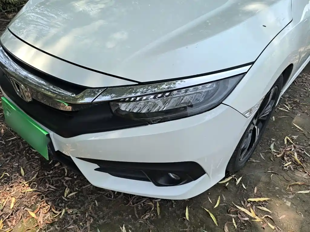 Honda Civic 2018 — фото 24