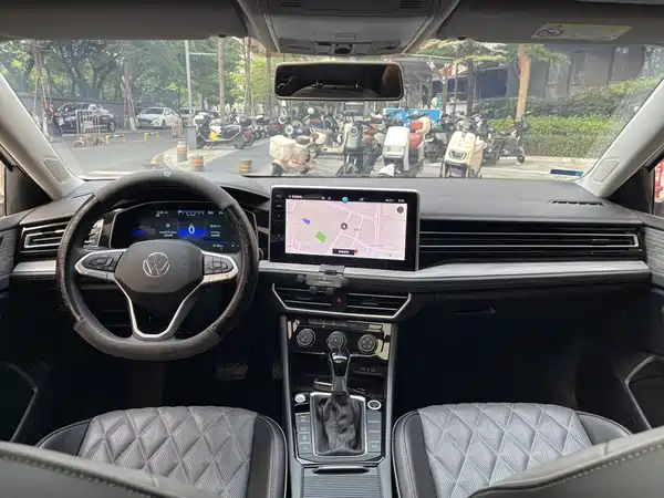 Volkswagen Sagitar 2023