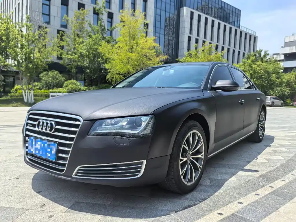 Audi A8 2013 — фото 1
