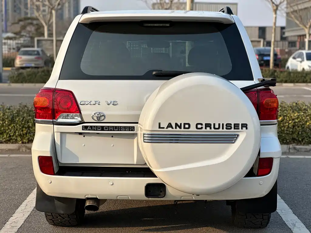 Toyota Land Cruiser 2016 — фото 4