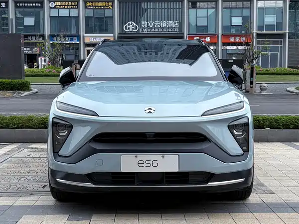 NIO ES6 2020