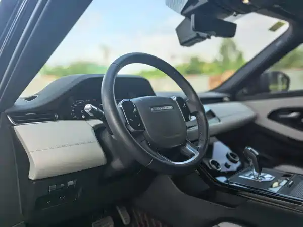 Land Rover Range Rover Evoque 2020
