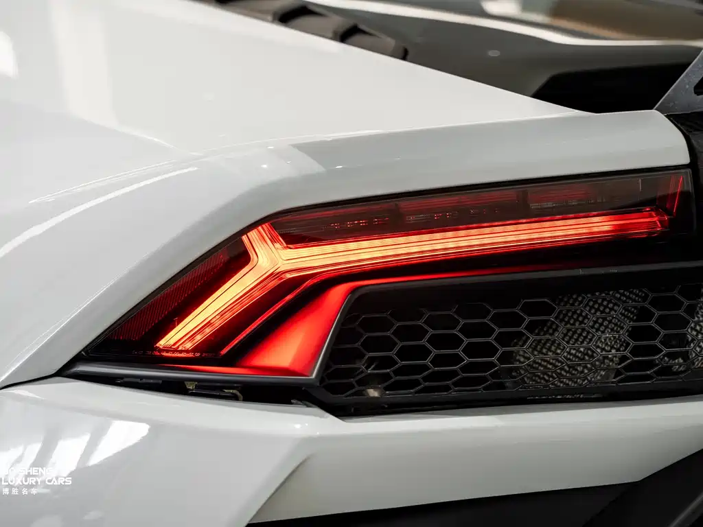 Lamborghini Huracán 2021 — фото 26