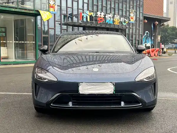 Xiaomi SU7 2024