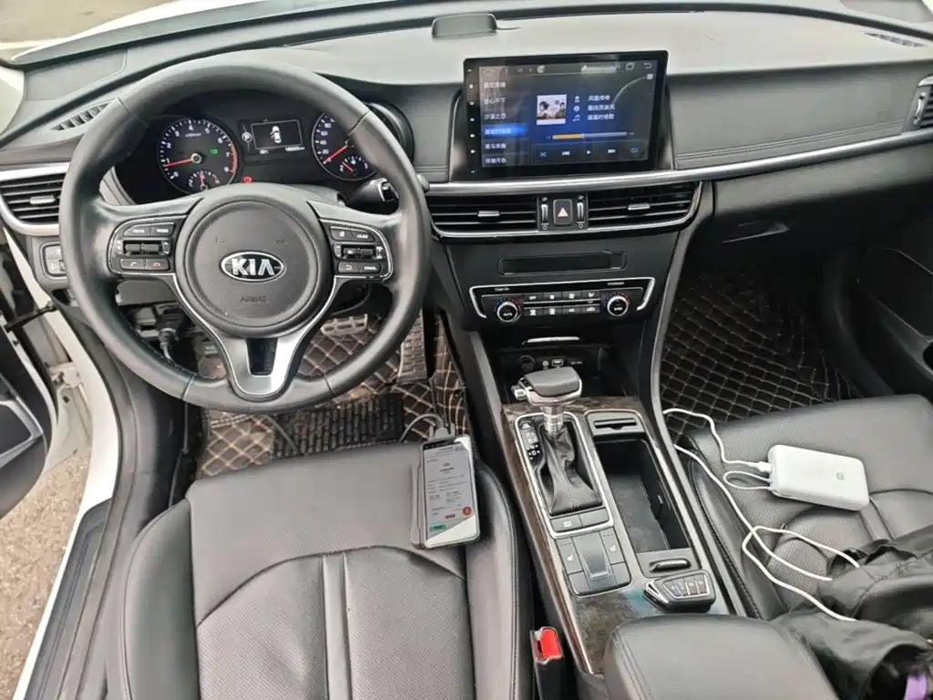 Kia K5 2016 — фото 10