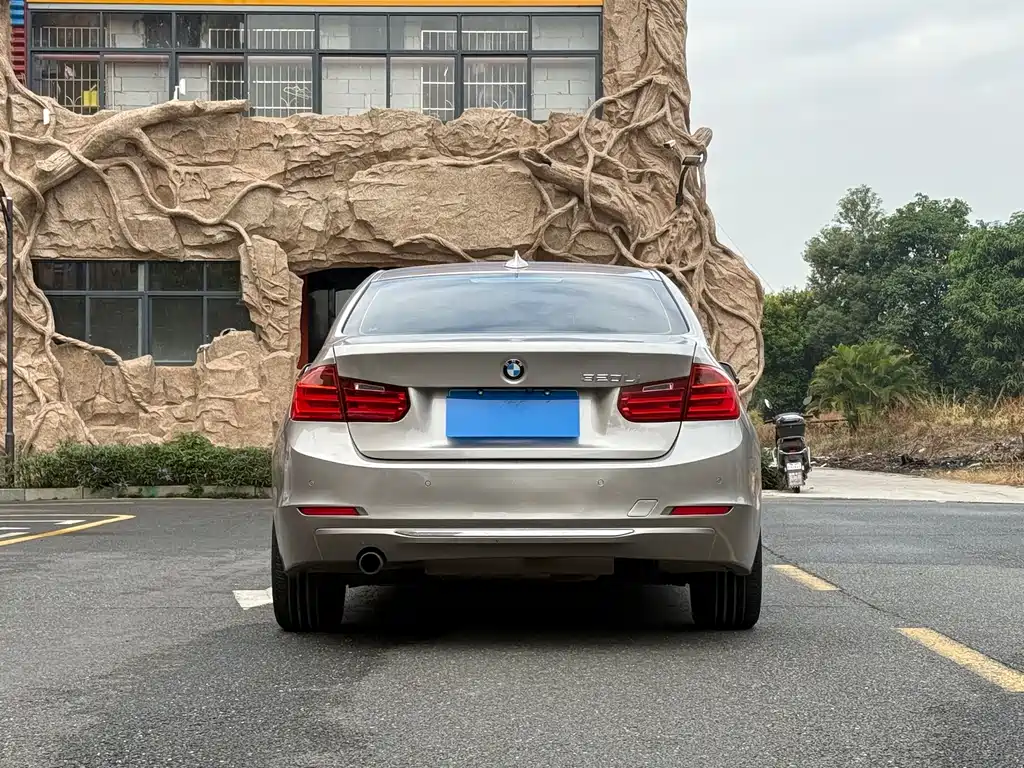 BMW 3 Series 2015 — фото 6