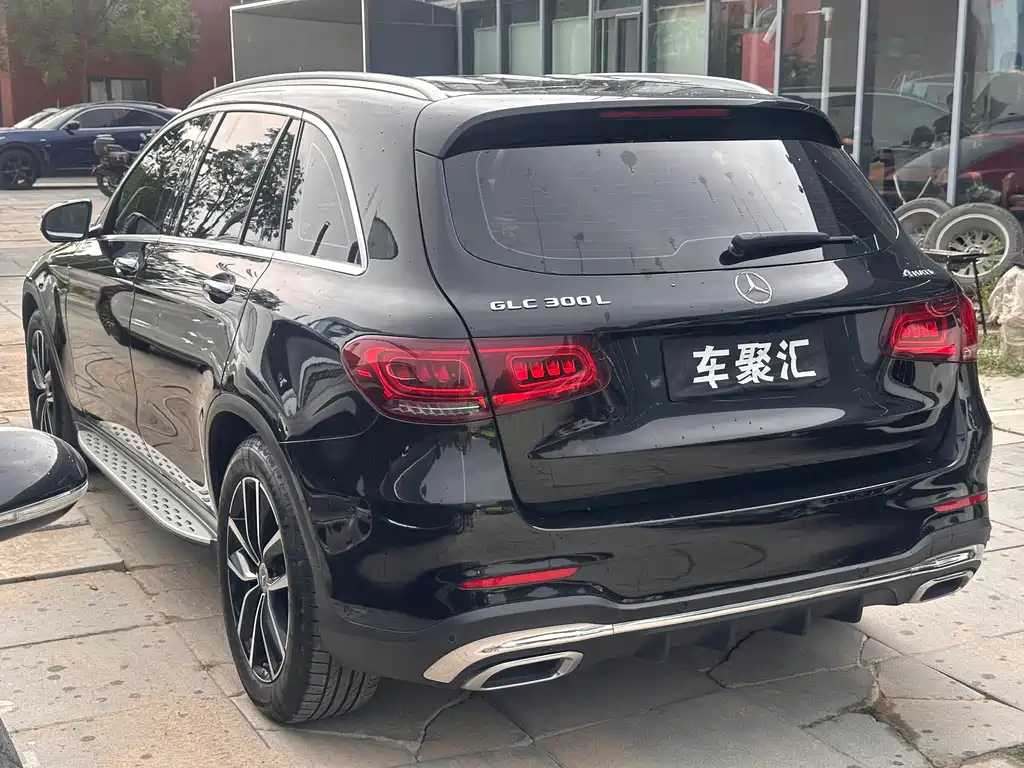 Mercedes-Benz GLC 2020 — фото 19