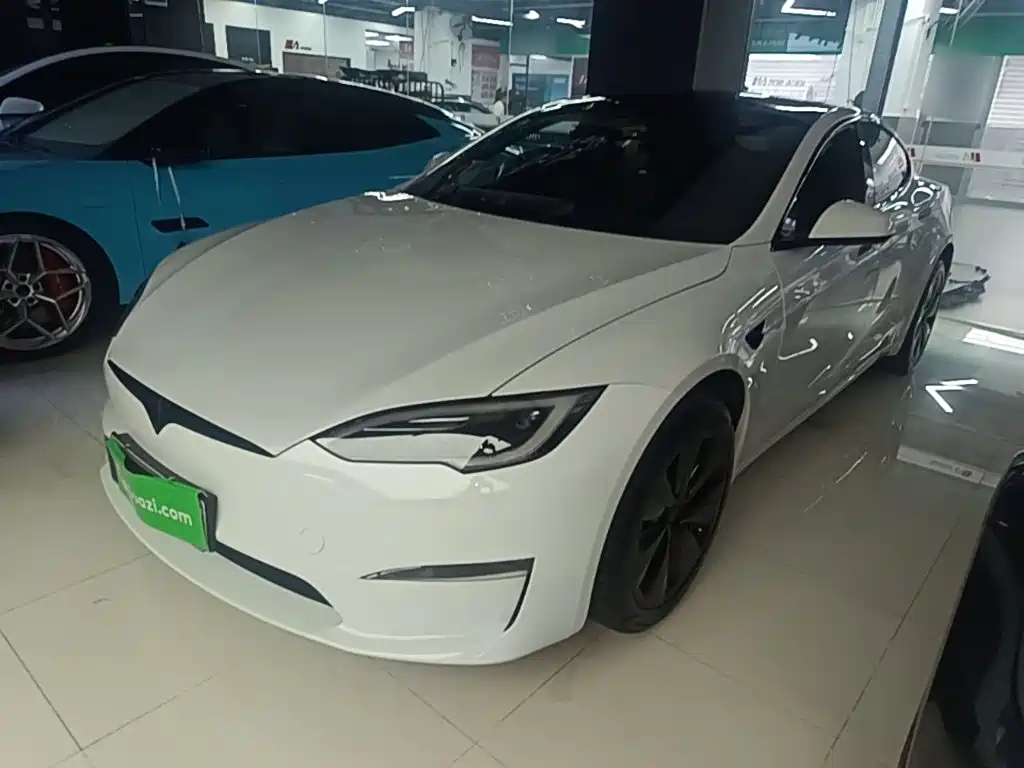 Tesla Model S 2023