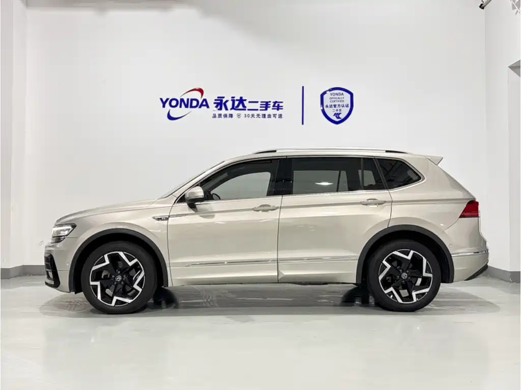 Volkswagen Tiguan L 2020 — фото 2