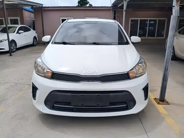 Kia Pegas 2021