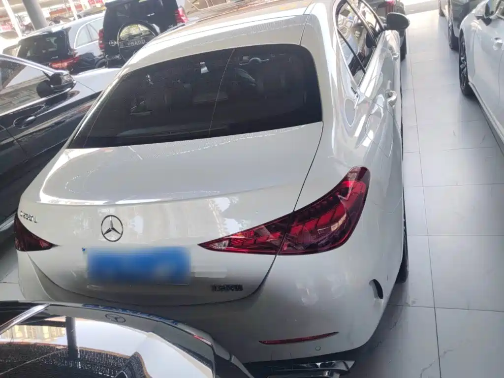Mercedes-Benz C-Class 2023