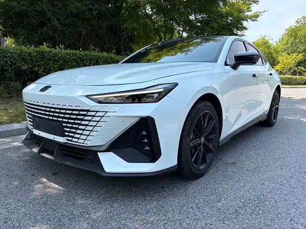 Changan UNI-V 2023
