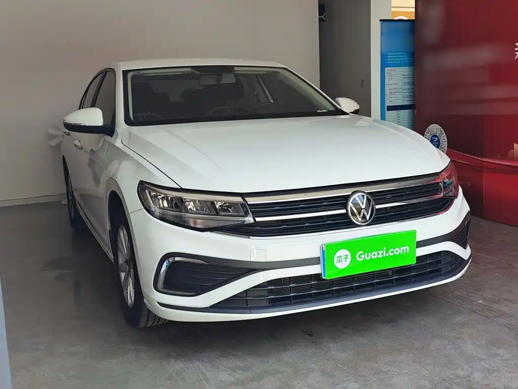 Volkswagen Bora 2024