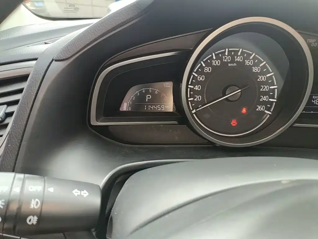 Mazda 3 Angkesela 2017 — фото 12