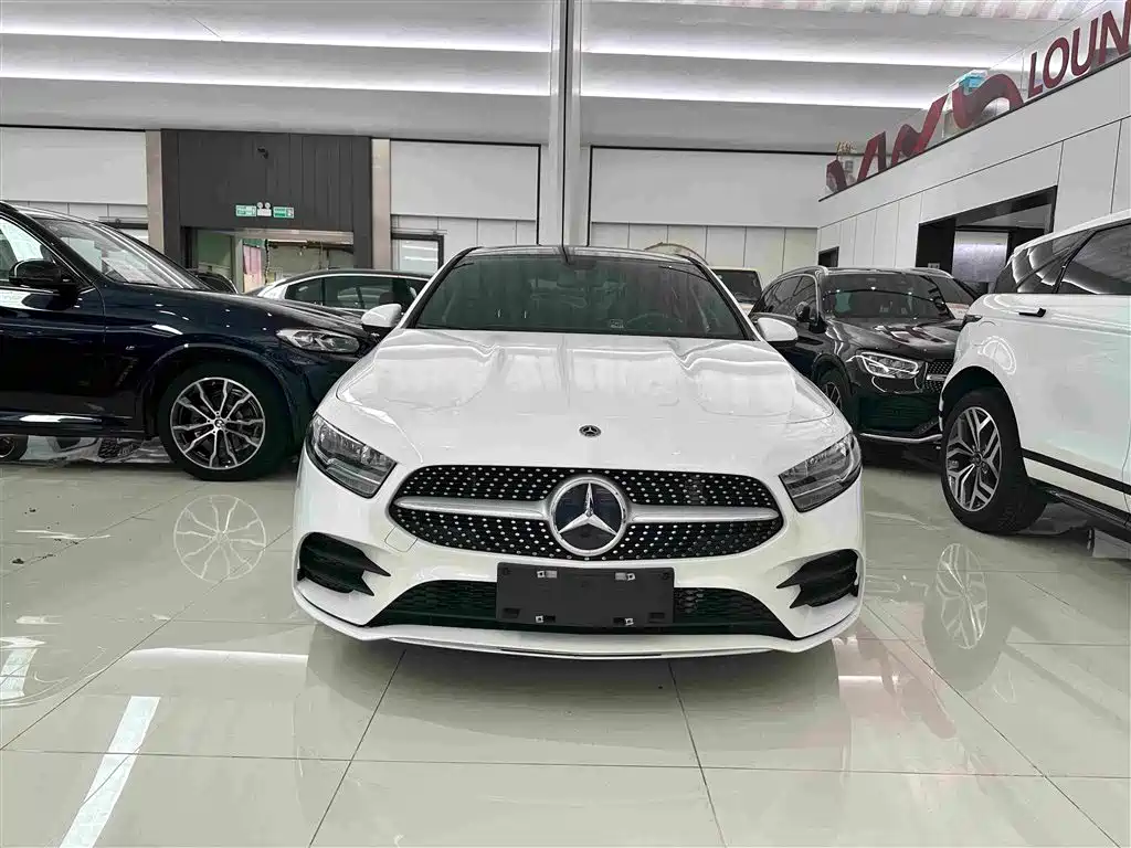 Mercedes-Benz A-Class 2021 — фото 2