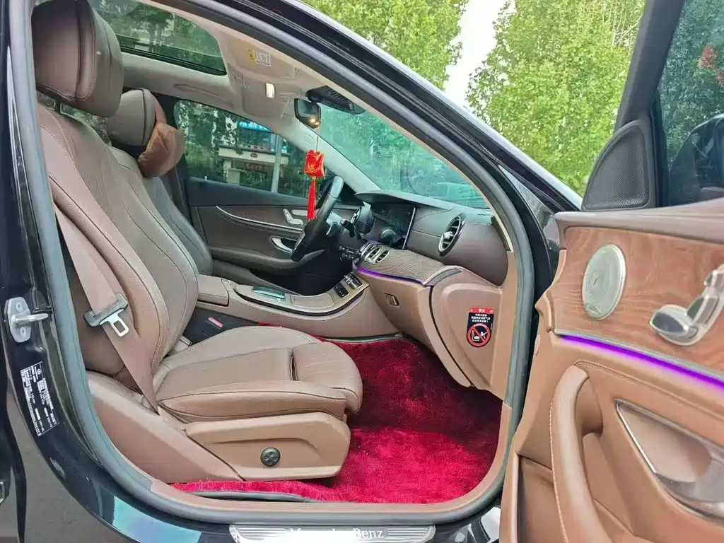 Mercedes-Benz E-Class 2022 — фото 4