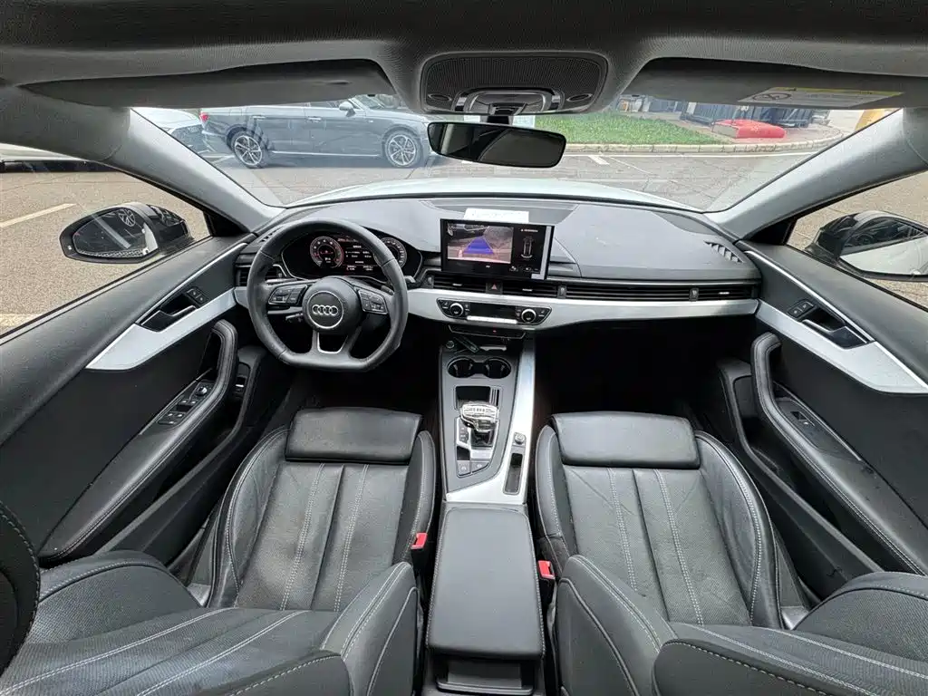 Audi A4L 2023 — фото 22