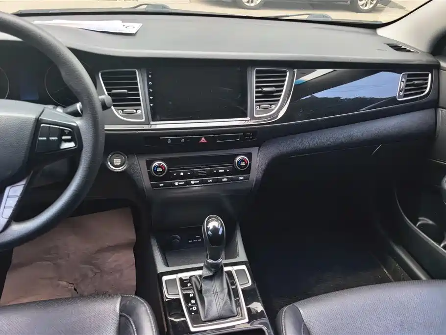 Hyundai Mistra 2015 — фото 13