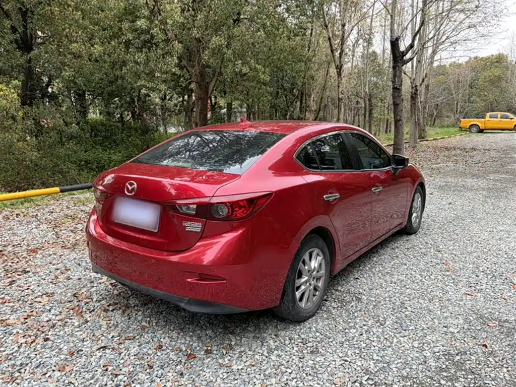 Mazda 3 Axela 2015 — фото 20