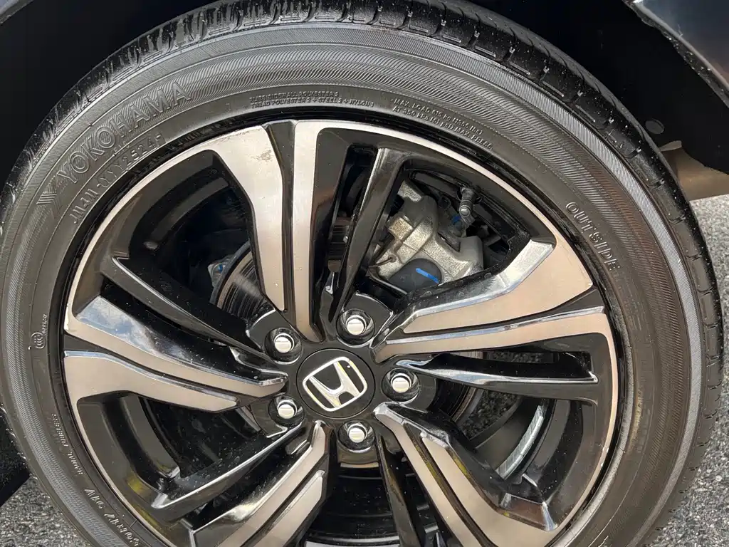 Honda Civic 2019 — фото 15