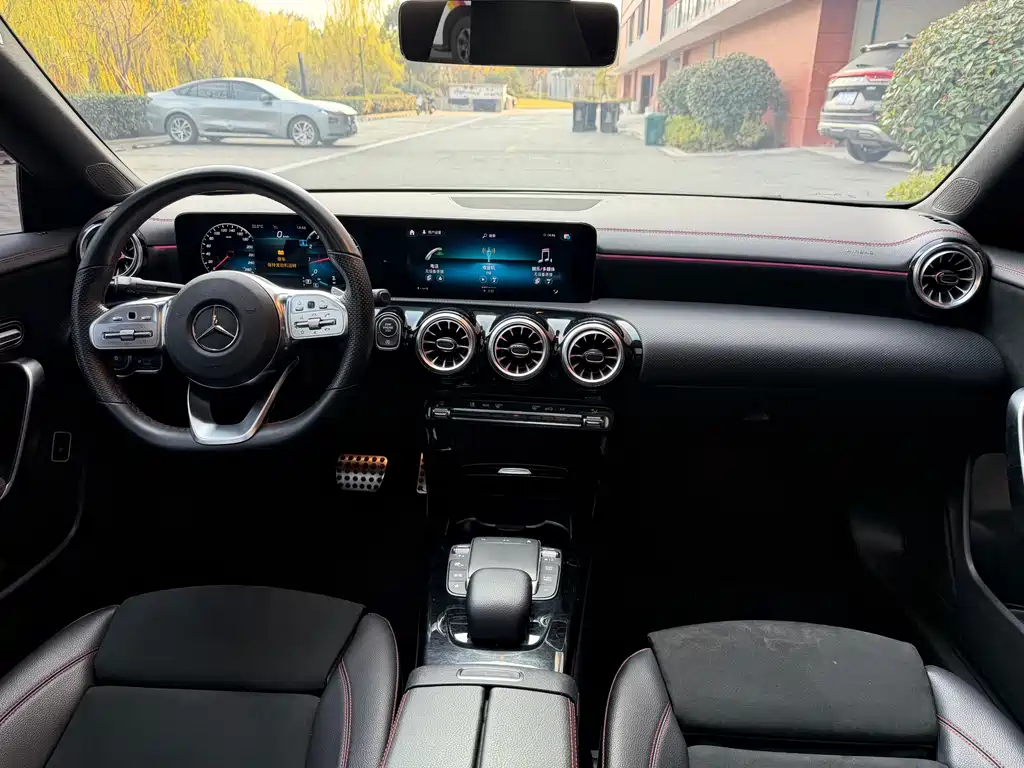 Mercedes-Benz CLA 2021
