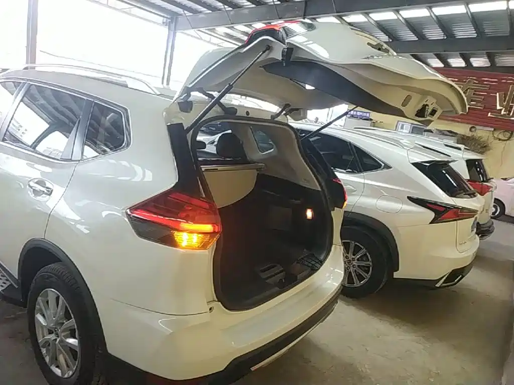 Nissan X-Trail 2019 — фото 19