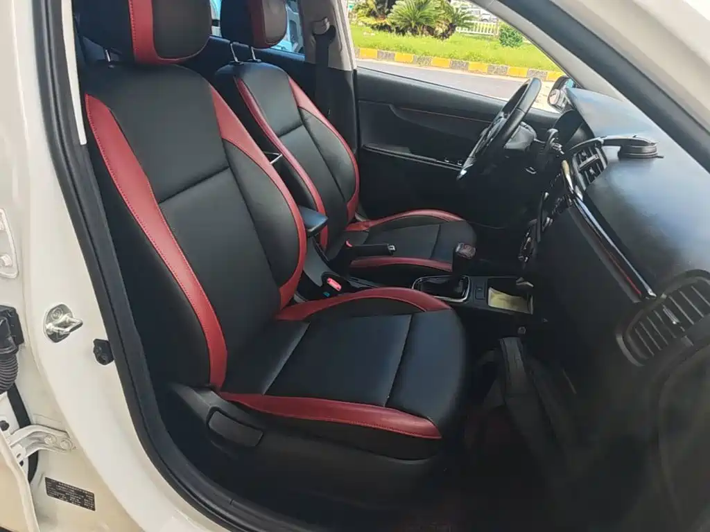 Kia KX Cross 2020 — фото 25