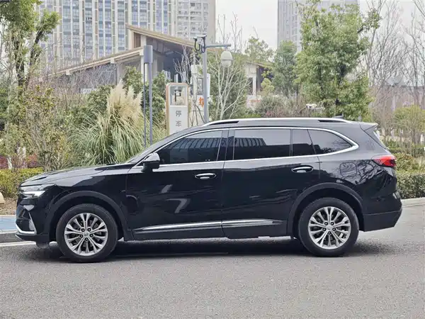 Buick Envision Plus 2022