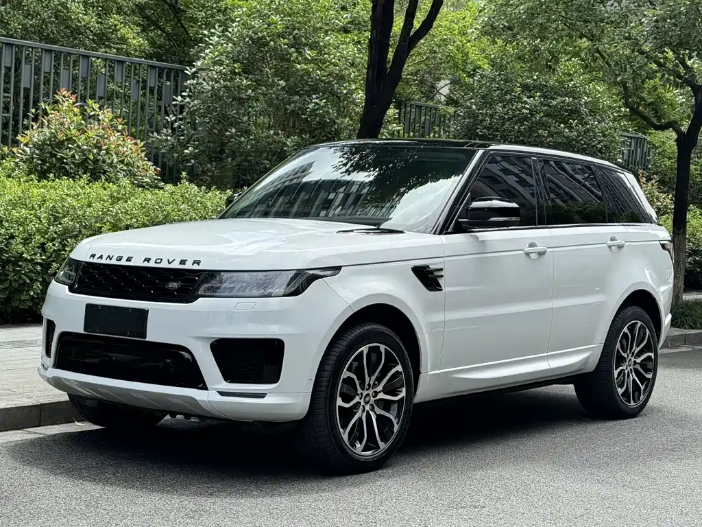 Land Rover Sport 2021 — фото 1