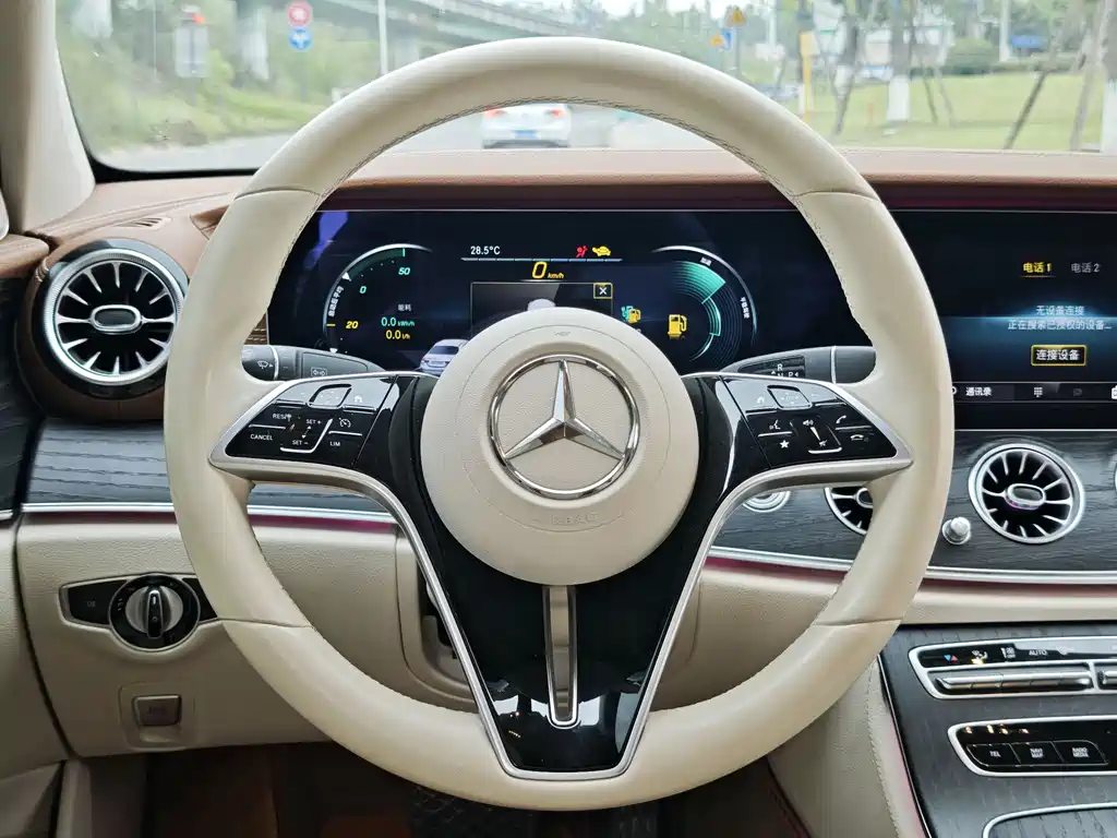 Mercedes-Benz E-Class New Energy 2022 — фото 17